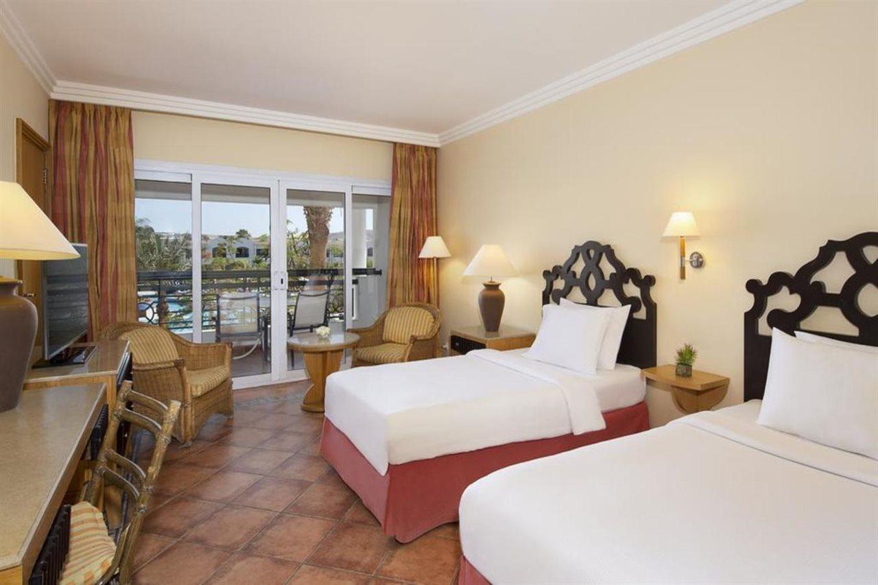 Hotel Sharm Dreams Vacation Club - Aqua Park Exteriér fotografie A room at the Hilton Luxor