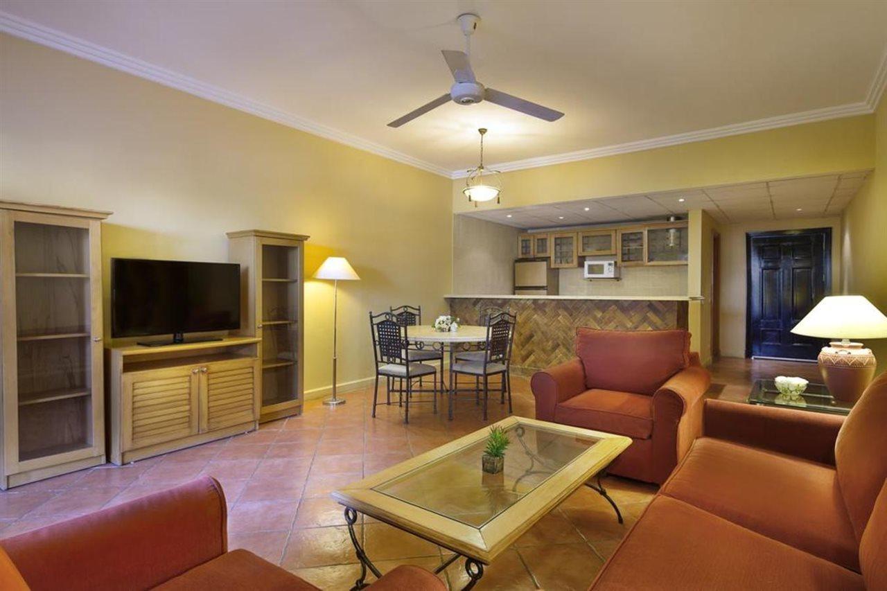 Hotel Sharm Dreams Vacation Club - Aqua Park Exteriér fotografie A living room in a typical condominium