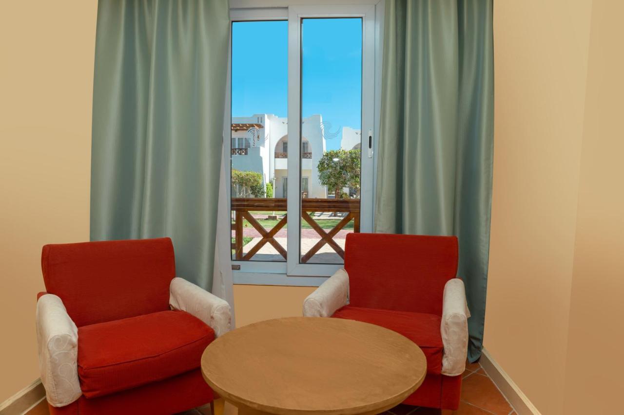 Hotel Sharm Dreams Vacation Club - Aqua Park Exteriér fotografie A room at the hotel